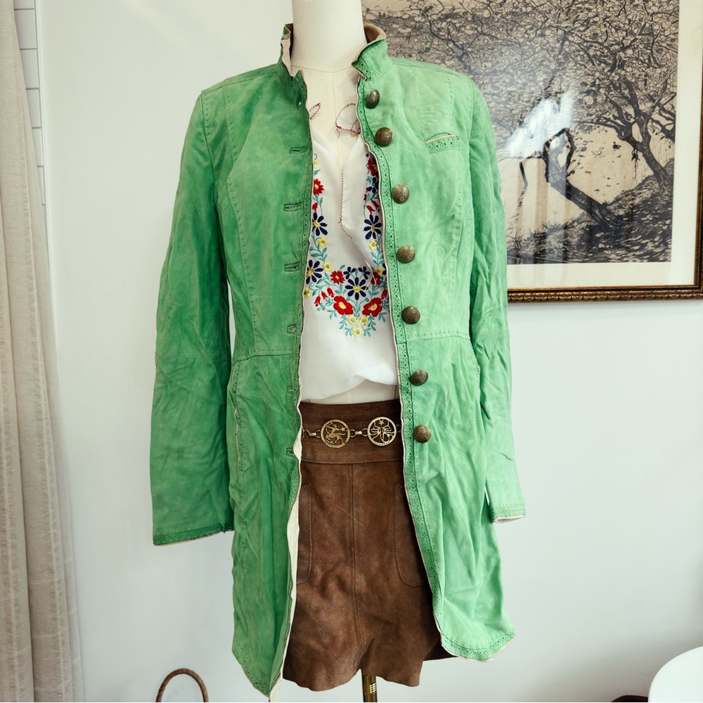 ✨ VINTAGE key lime green suede duster coat jacket